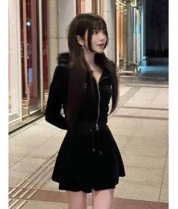 Darich 다리치 윈터 벨로아 스커트 셋업 블랙