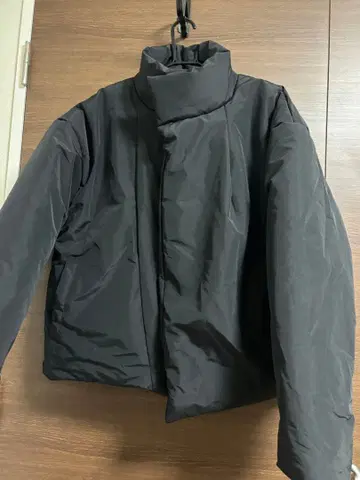 블랙 다운 자켓