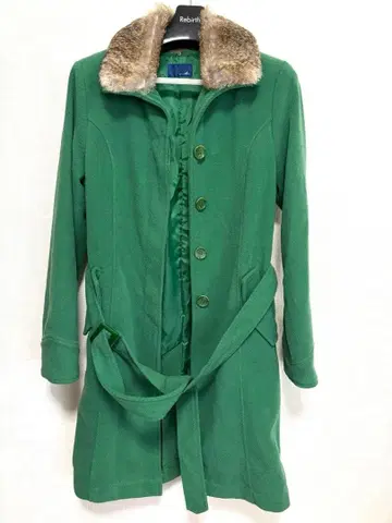 퍼(토끼) 달린 그린 롱 코트