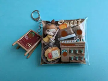 가챠 채워넣은 듯한 파우치 캔디 백 키링 카페 [ C ]