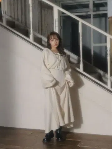 버블스 버블 후드티 롱 맨투맨 원피스 아이보리