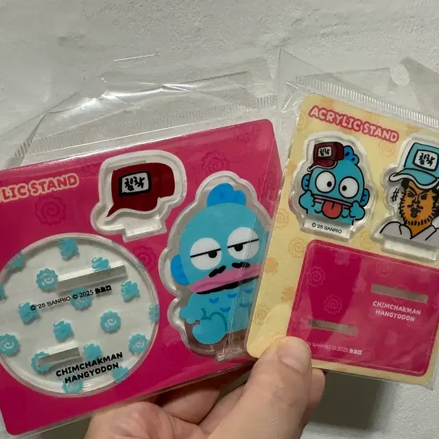 침착맨 산리오 한교동 콜라보 아크릴 스탠드 새상품