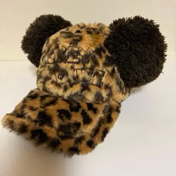 미키 귀 달린 레오파드 무늬 캡