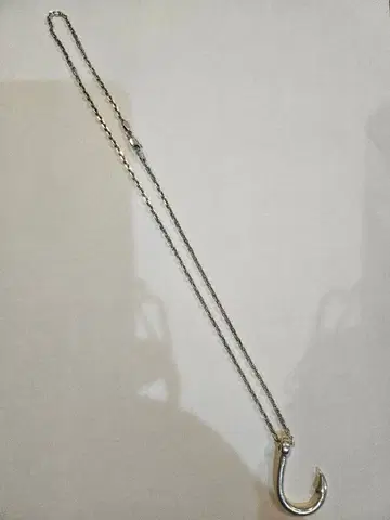 후크 디자인 목걸이 실버