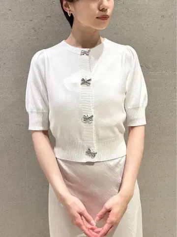 USAGI ONLINE 한정판 토끼 온라인 리본 버튼 니트 가디건 화이트