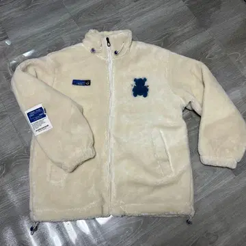 테디베어 자수가 달린 플리스 자켓