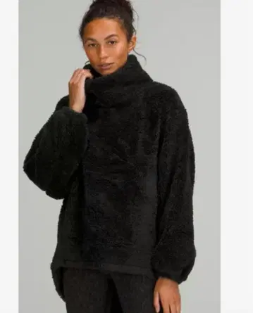 [ 미사용 새상품 룰루레몬 플리스 풀오버 ] 블랙 사이즈 2