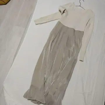 새상품급 셀포드 리브 니트 도킹 원피스