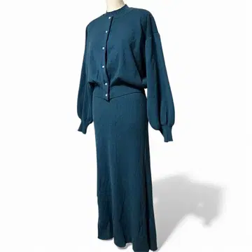 새상품급 23AW SHIPS 쉽스 가디건 셋업 원피스