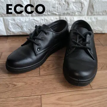 새상품급 ECCO SOFT 에코 소프트 스니커즈 23cm 블랙