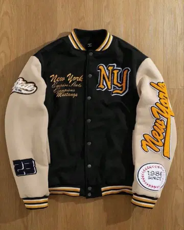 뉴욕 자수 바시티 자켓 1986년 디자인