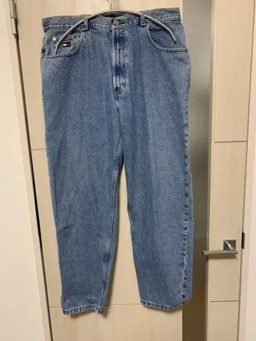 TOMMY JEANS 블루 데님 테이퍼드 청바지 w36 l30