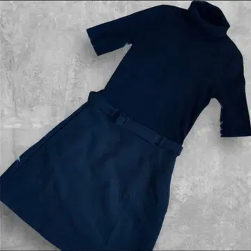 theory 네이비 터틀넥 무릎 기장 원피스