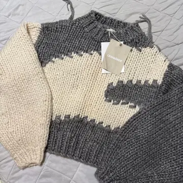 새상품 LEINWANDE Snow Slope Intarsia Top