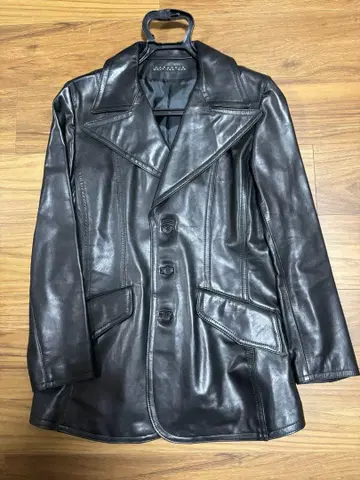 파라노이드 카프레더 가죽 자켓