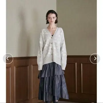 새상품급 COEL 하트 자카드 빅 가디건