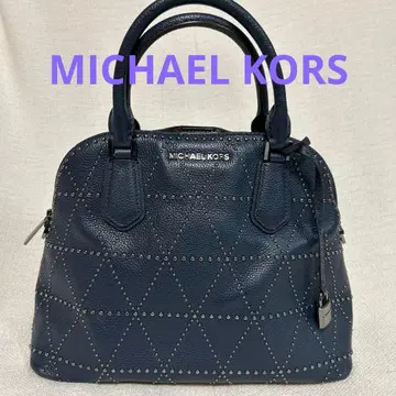 Michael Kors 네이비 핸드백 스터드