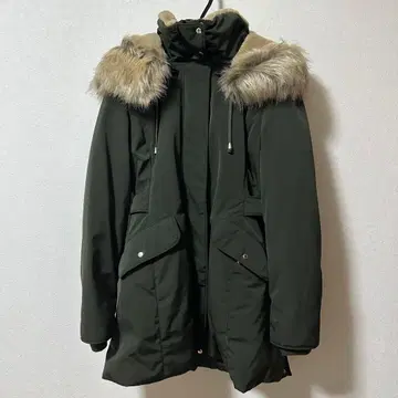 ZARA 퍼 달린 모즈 코트