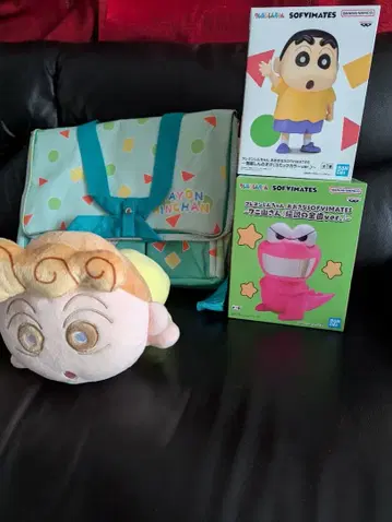 짱구는 못말려(크레용 신짱) 봉제 인형과 피규어 세트