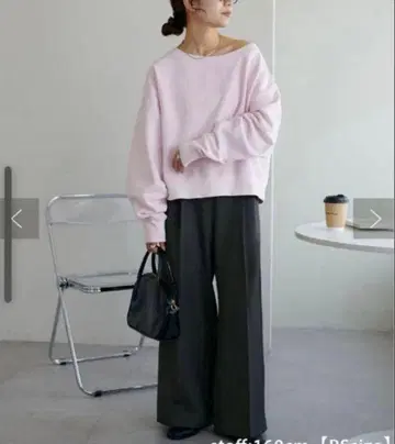 DISCOAT(디스코트) 피그먼트 원숄더 맨투맨