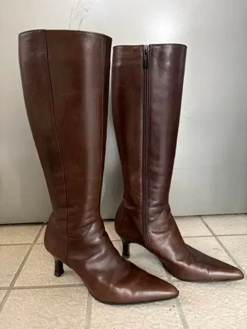 다크 브라운 스틸레토 롱 부츠