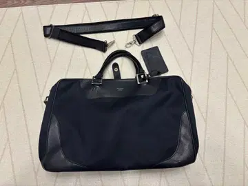 [ 정가 70,000엔 정도 ] 페레 모르비다 브리프 백 2실 타입