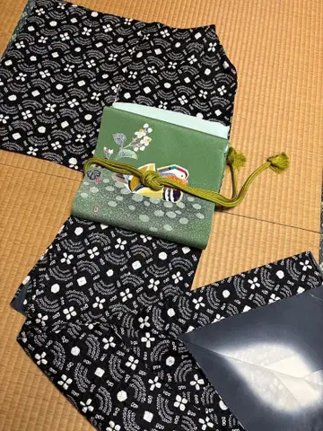 기모노 블랙 시보리 코몬