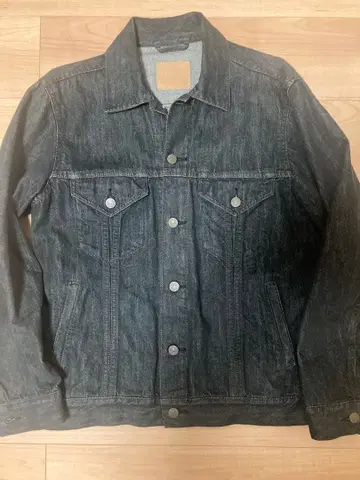 유니클로 M 사이즈 데님 자켓