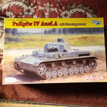 드래곤 1/35 IV호 탱크 A형 증가 장갑 미개봉 독일군