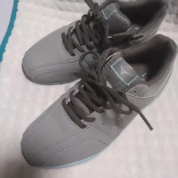 미즈노 여성용 워킹화 미사용 새상품