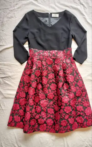 GRACE CONTINENTAL 꽃무늬 무릎 기장 원피스 프리 사이즈