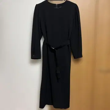 도쿄 소와르 13호 무릎 아래 길이 원피스 벨트 포함 예복 블랙 포멀