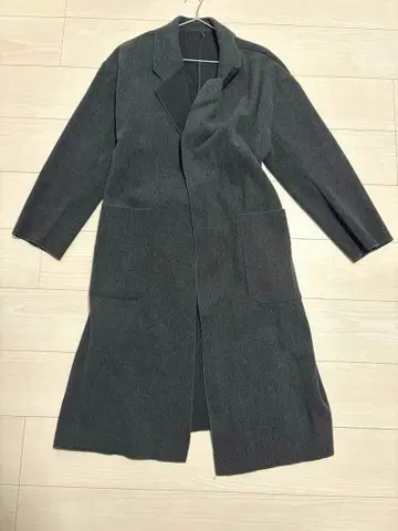 M 사이즈 슬릿 롱 코트