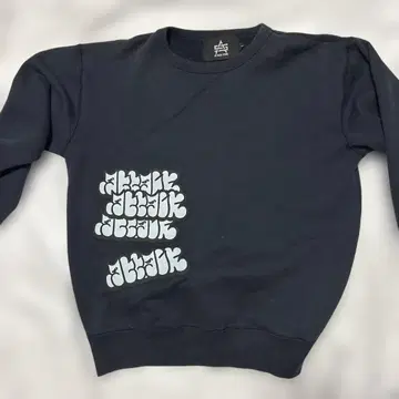 ATTACK STORE 네이비 맨투맨