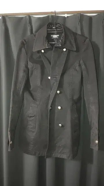 Tornado Mart 블랙 코트 M 사이즈