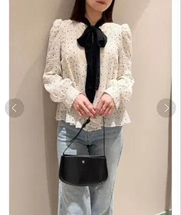 SNIDEL 보타이 쉬폰 블라우스