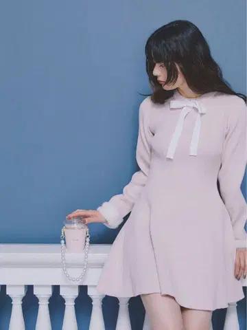 FURFUR 퍼 장식 미니 니트 원피스