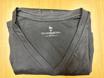 MB 비슈 V넥 울 니트 티셔츠