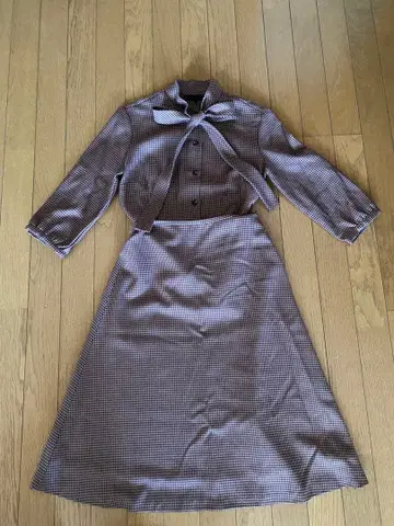 브라운 체크 리본 포함 셋업