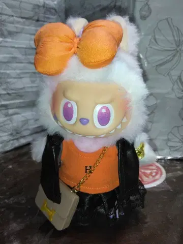 러브부용 원피스와 가죽 재킷 리본 포함