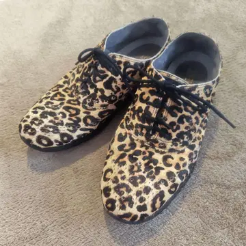 콜한 레오파드 무늬 레이스업 슈즈