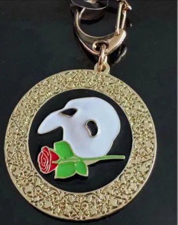 [새상품] 극단 사계 오페라의 유령 시크릿 키링 마스크