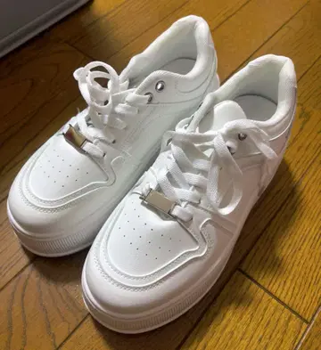 플랫폼 스니커즈