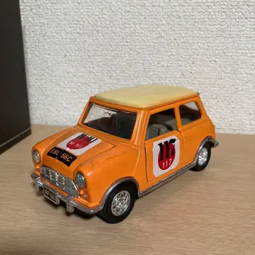 미니 쿠퍼 미니카