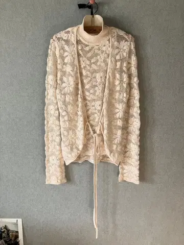 COMPAGNIA ITALIANA 아이보리 레이스 가디건 세트