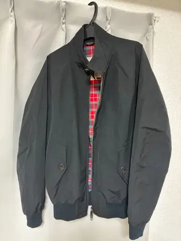 바라쿠타 자켓 블루종