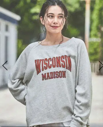 새상품급! 보트넥 칼리지 풀오버