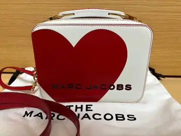 마크제이콥스 하트 무늬 숄더백