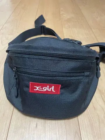 [ 새상품급 ] x-girl 바디백 블랙