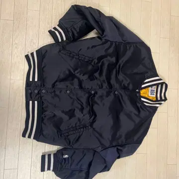 NBA 바시티 자켓 라쿠텐 NBA 한정판 판매 종료 레어